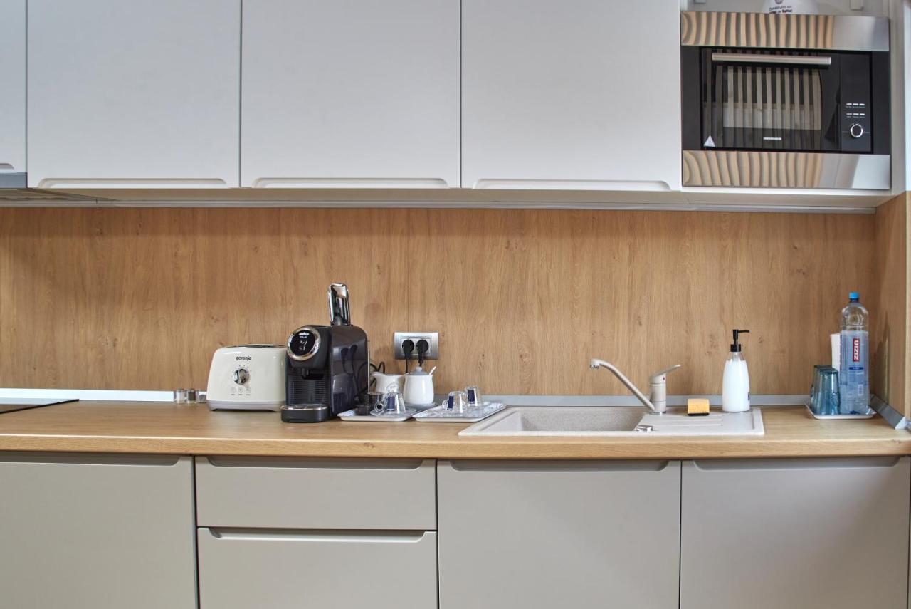 Apartament City La Casa Piano House ,Cu Parcare อัลบายูเลีย ภายนอก รูปภาพ